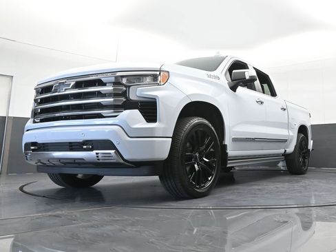 Used 2026 Chevrolet Silverado 1500 High Country w/ Technology Package image 72