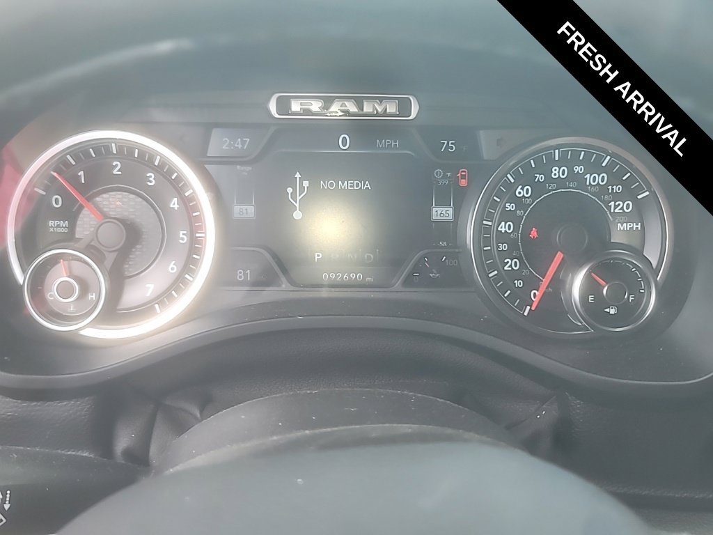 Used 2019 RAM 1500 Laramie AWD/4WD image 5