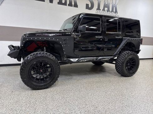 Used 2015 Jeep Wrangler Unlimited Rubicon image 4
