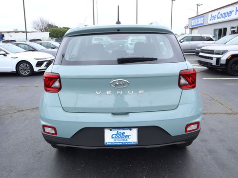 New 2026 Hyundai Venue SEL FWD image 22