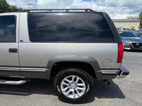 Used 1999 Chevrolet Tahoe 4WD 2-Door w/ Preferred Equipment Group image 10