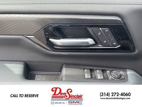 New 2026 GMC Yukon XL AT4 AWD/4WD image 13