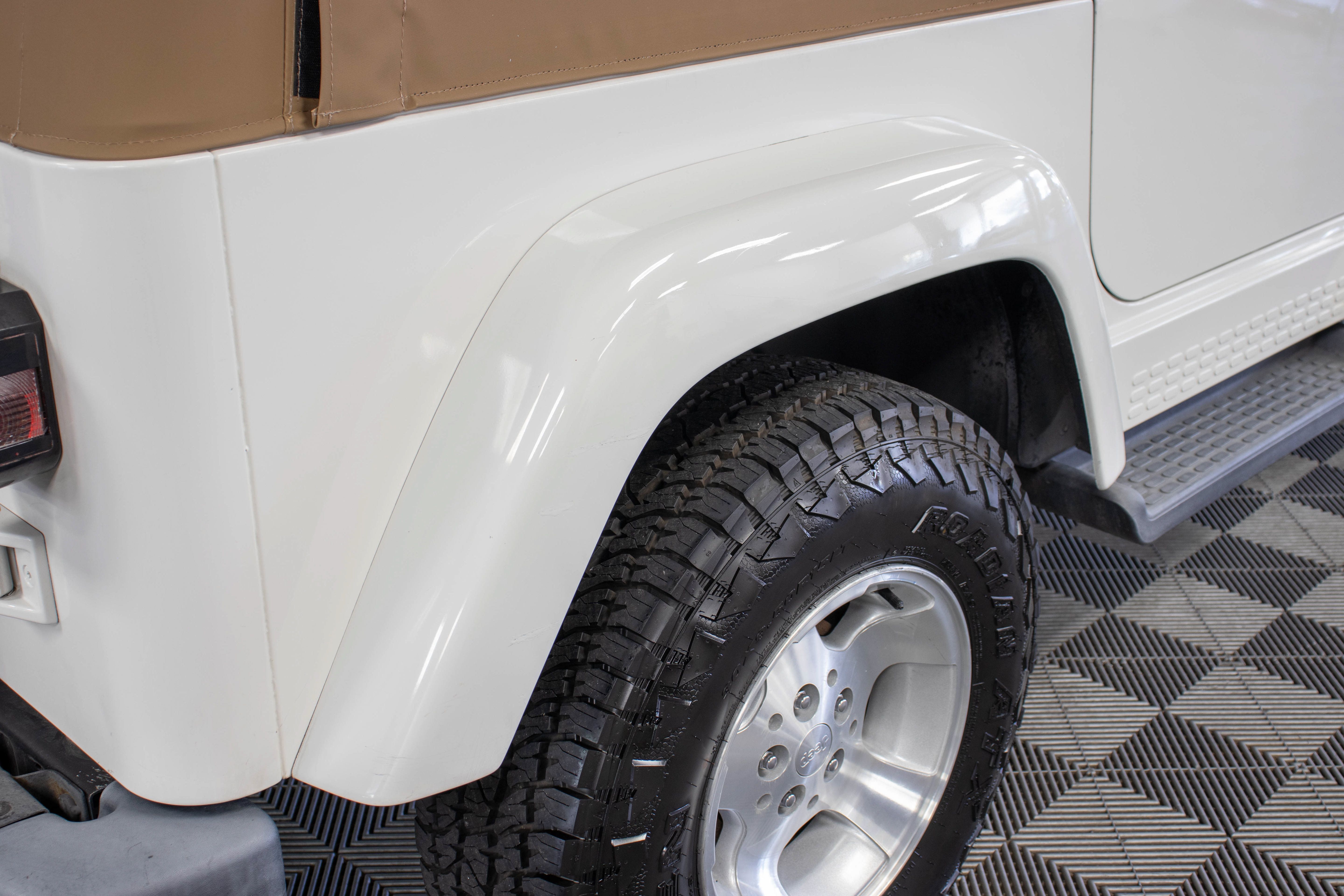 Used 2002 Jeep Wrangler Sahara AWD/4WD image 11