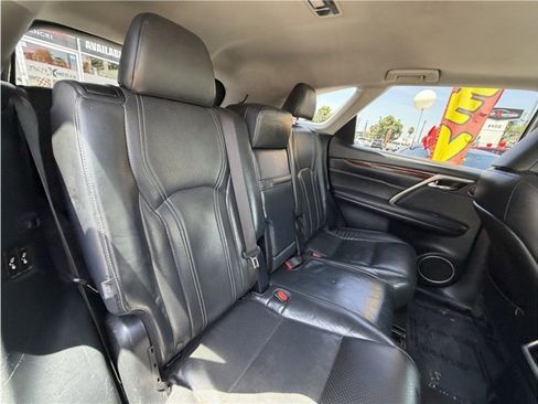Used 2019 Lexus RX 350L FWD image 29
