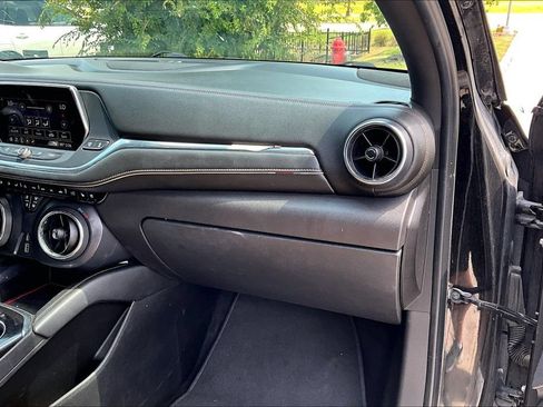 Used 2019 Chevrolet Blazer Premier w/ Sun and Wheels Package FWD image 18
