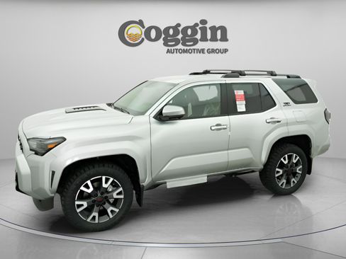 New 2026 Toyota 4Runner TRD Sport Premium RWD image 3