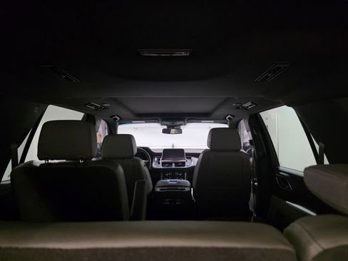 Certified 2023 GMC Yukon SLT w/ SLT Luxury Package image 10