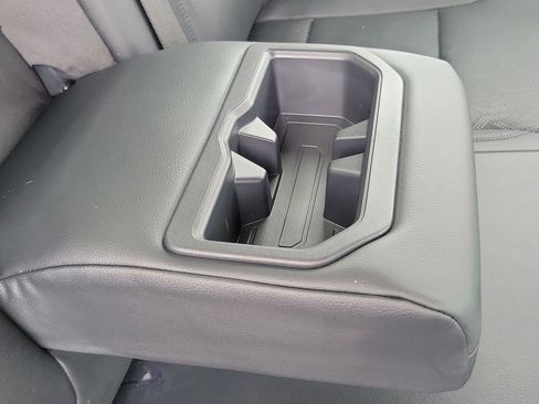 Used 2023 Toyota Tundra Limited AWD/4WD image 23