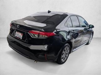 Used 2021 Toyota Corolla LE video 2