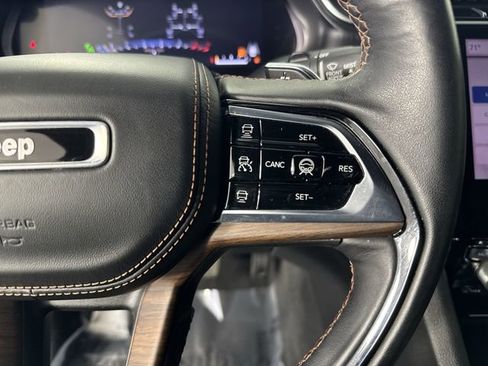 Used 2022 Jeep Grand Cherokee Summit w/ Adv Protech Group IV image 14