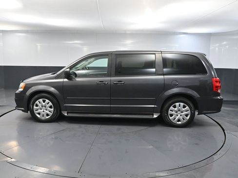 Used 2017 Dodge Grand Caravan SE w/ Power Window Group image 11