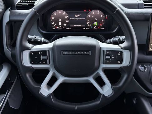 Used 2023 Land Rover Defender 130 SE AWD/4WD image 13