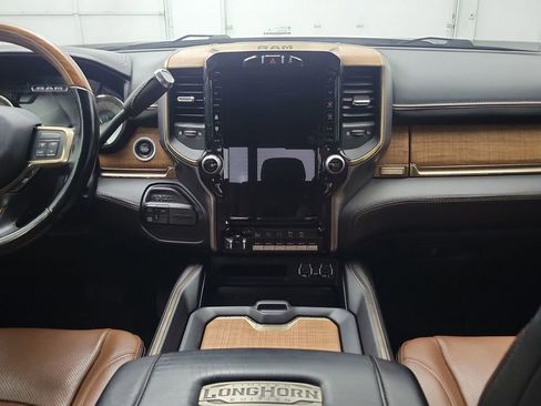 Used 2022 RAM 3500 Limited image 19