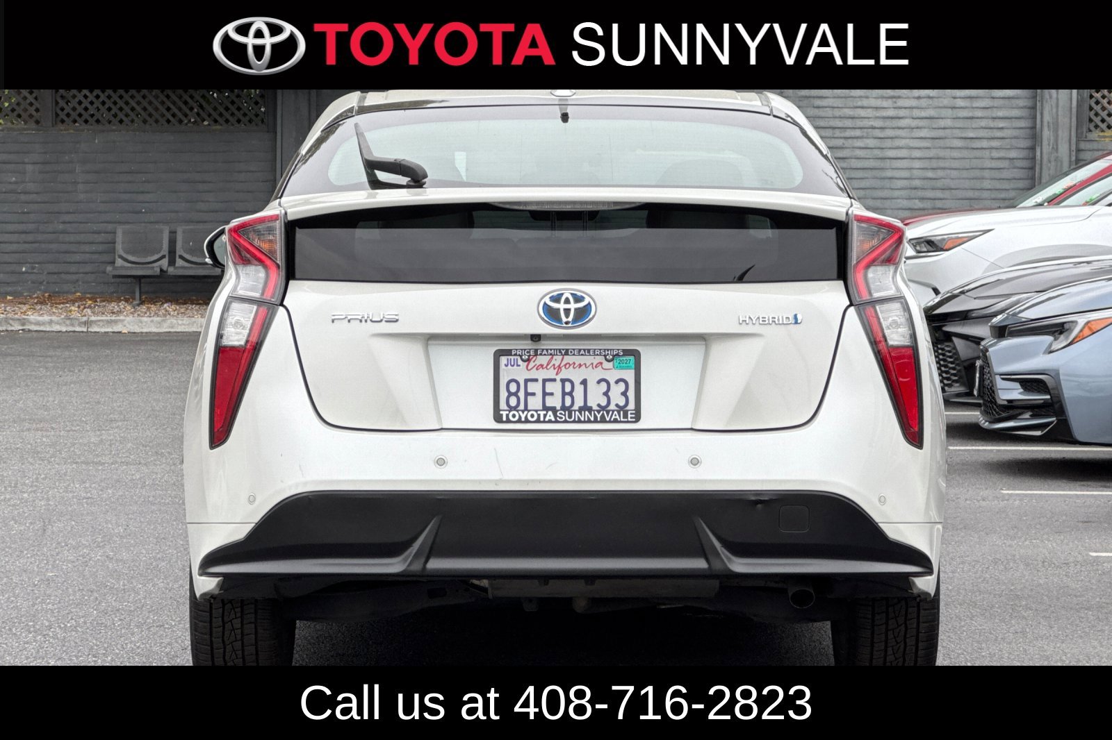 Certified 2018 Toyota Prius Three Touring FWD image 6