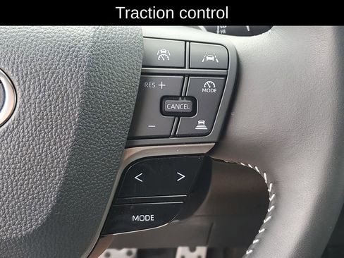 Used 2026 Toyota Camry SE w/ Convenience Package FWD image 13