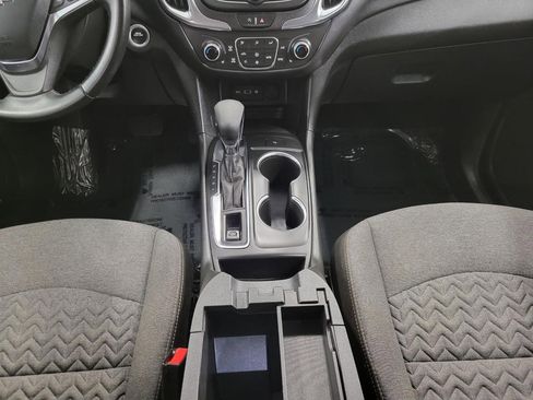 Used 2024 Chevrolet Equinox LT AWD/4WD image 16