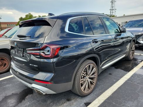 Used 2024 BMW X3 sDrive30i w/ Premium Package RWD image 3