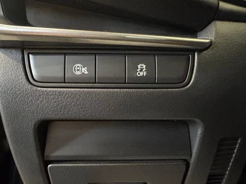 Used 2025 MAZDA MAZDA3 s Sport FWD image 19