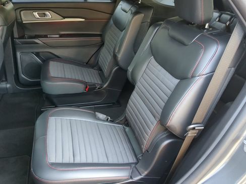 Used 2026 Ford Explorer ST-Line w/ ST-Line Street Pack RWD image 55