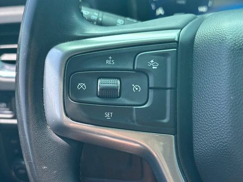 Used 2023 Chevrolet Suburban Z71 AWD/4WD image 12
