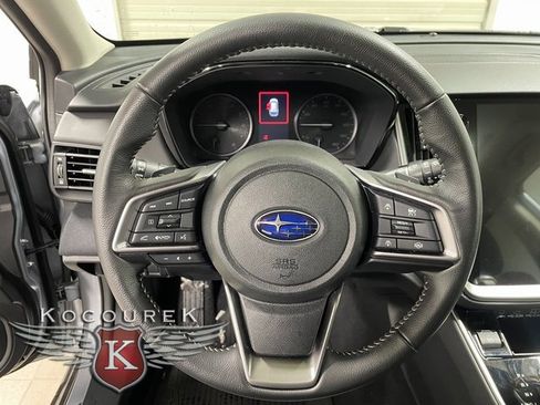 Used 2025 Subaru Outback Premium w/ Popular Package #1A image 14