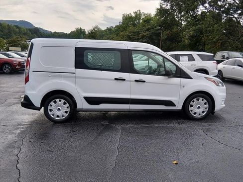 Used 2023 Ford Transit Connect XLT FWD image 3