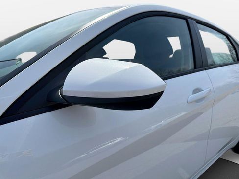 New 2026 Hyundai Elantra SE FWD image 11