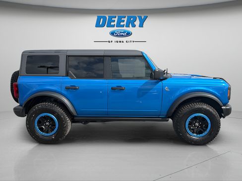 Certified 2022 Ford Bronco Black Diamond w/ Sasquatch Package AWD/4WD image 15