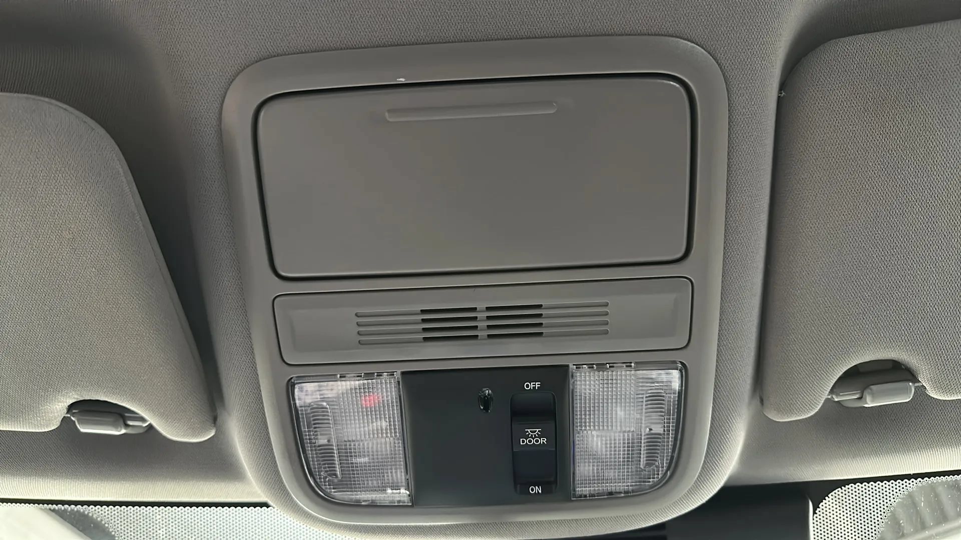 Used 2019 Honda Pilot LX image 27