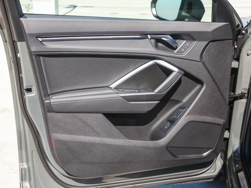 New 2025 Audi Q3 2.0T Premium image 33