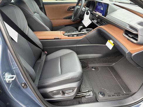 New 2026 Toyota Crown AWD/4WD image 13