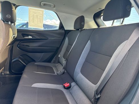 Used 2025 Chevrolet TrailBlazer LT image 11