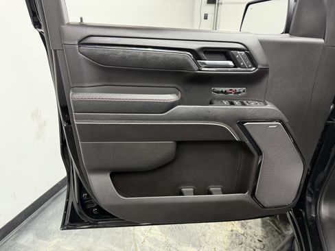 Used 2022 GMC Sierra 1500 AT4X image 11