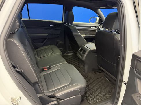 Used 2023 Volkswagen Atlas Cross Sport SEL Premium R-Line AWD/4WD image 26