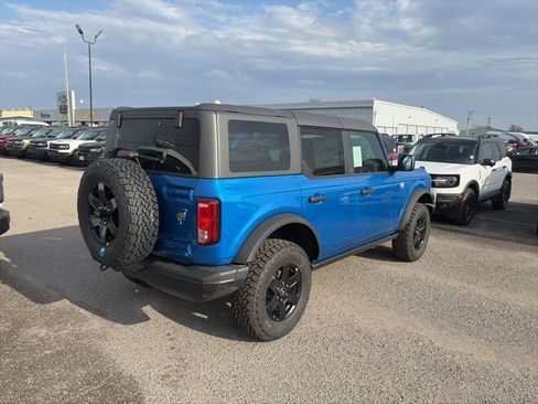 New 2025 Ford Bronco Big Bend w/ Black Diamond Package image 6