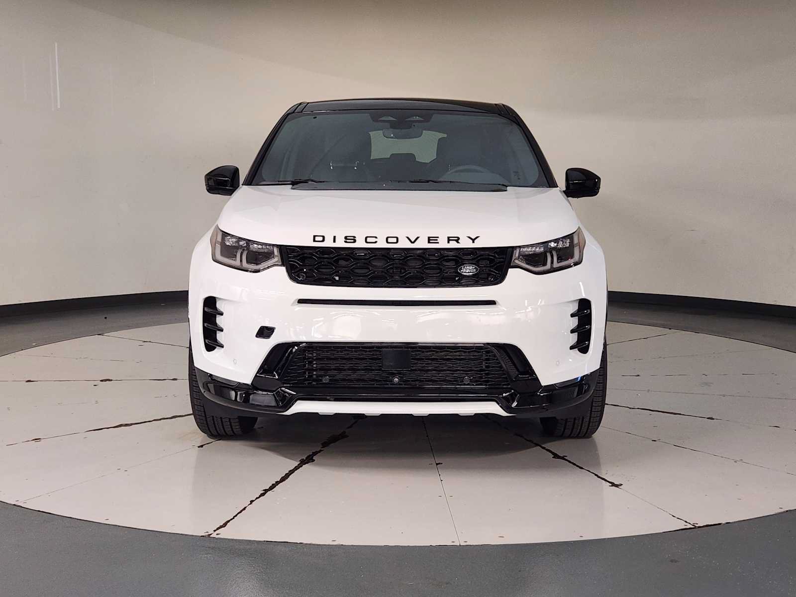 Used 2026 Land Rover Discovery Sport Landmark AWD/4WD image 9
