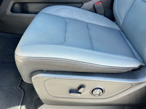 Used 2020 RAM 1500 Big Horn RWD image 16