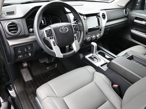 Used 2021 Toyota Tundra SR5 w/ SR5 Upgrade Package image 22