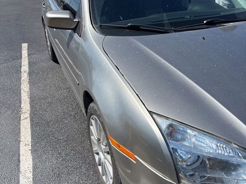 Used 2008 Mercury Milan Premier FWD image 2