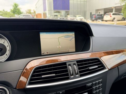 Used 2014 Mercedes-Benz C 250 Sedan image 18