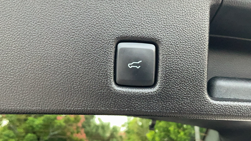 Certified 2025 Ford Escape ST-Line FWD image 10