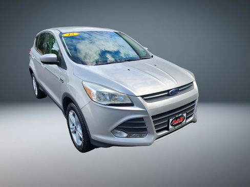 Used 2013 Ford Escape SE FWD image 1