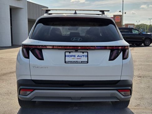 Used 2025 Hyundai Tucson SEL FWD image 7
