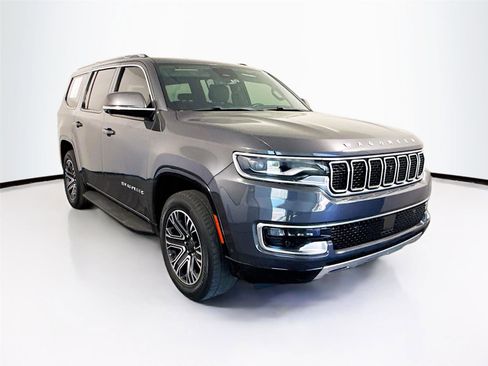 Used 2022 Jeep Wagoneer Series III w/ Convenience Group I image 6