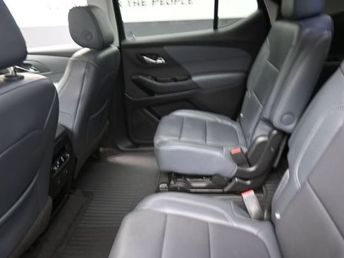 Used 2019 Chevrolet Traverse Premier w/ Driver Confidence II Package FWD image 20