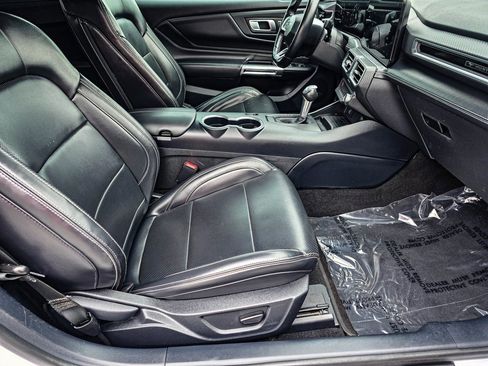 Used 2024 Ford Mustang Premium image 37