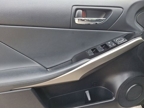 Used 2014 Lexus IS 250 AWD w/ Premium Package image 12