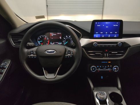 Used 2020 Ford Escape SE FWD image 22