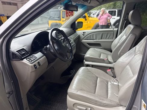Used 2010 Honda Odyssey EX-L image 15