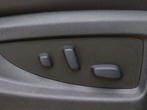 Used 2019 GMC Yukon XL Denali image 43